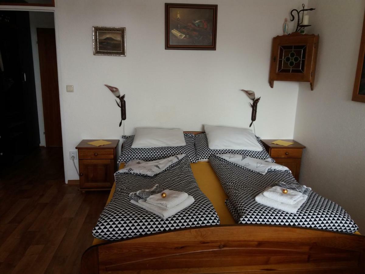 Apartma Mit Seeblick Sankt Gilgen Eksteriør billede